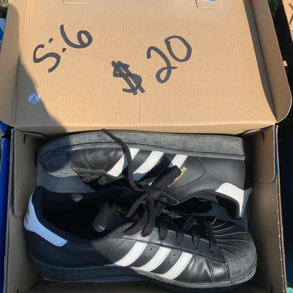 Shoes - Picture 1 of 1